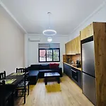Pazari I Ri, Quiet And Central Stay, Self Check-In