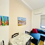 Pazari I Ri, Quiet And Central Stay, Self Check-In